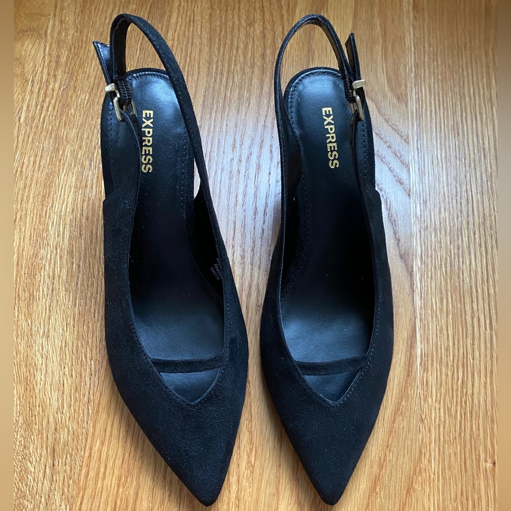Express Pointed Toe Pumps